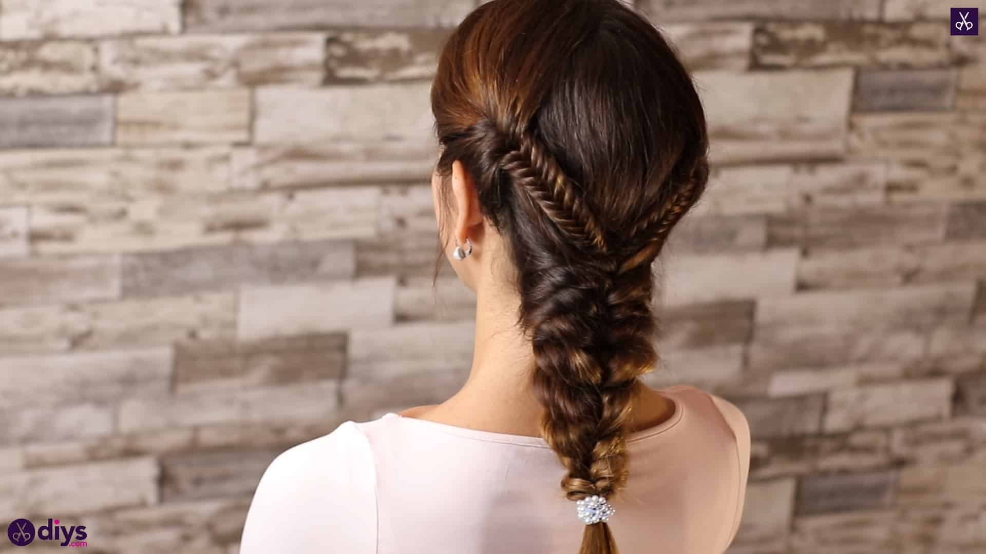 Romantic prom hairstyle tutorial step 1a