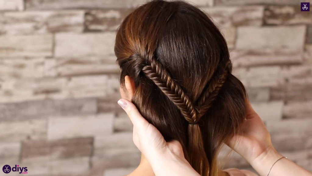 Romantic prom hairstyle tutorial step 3