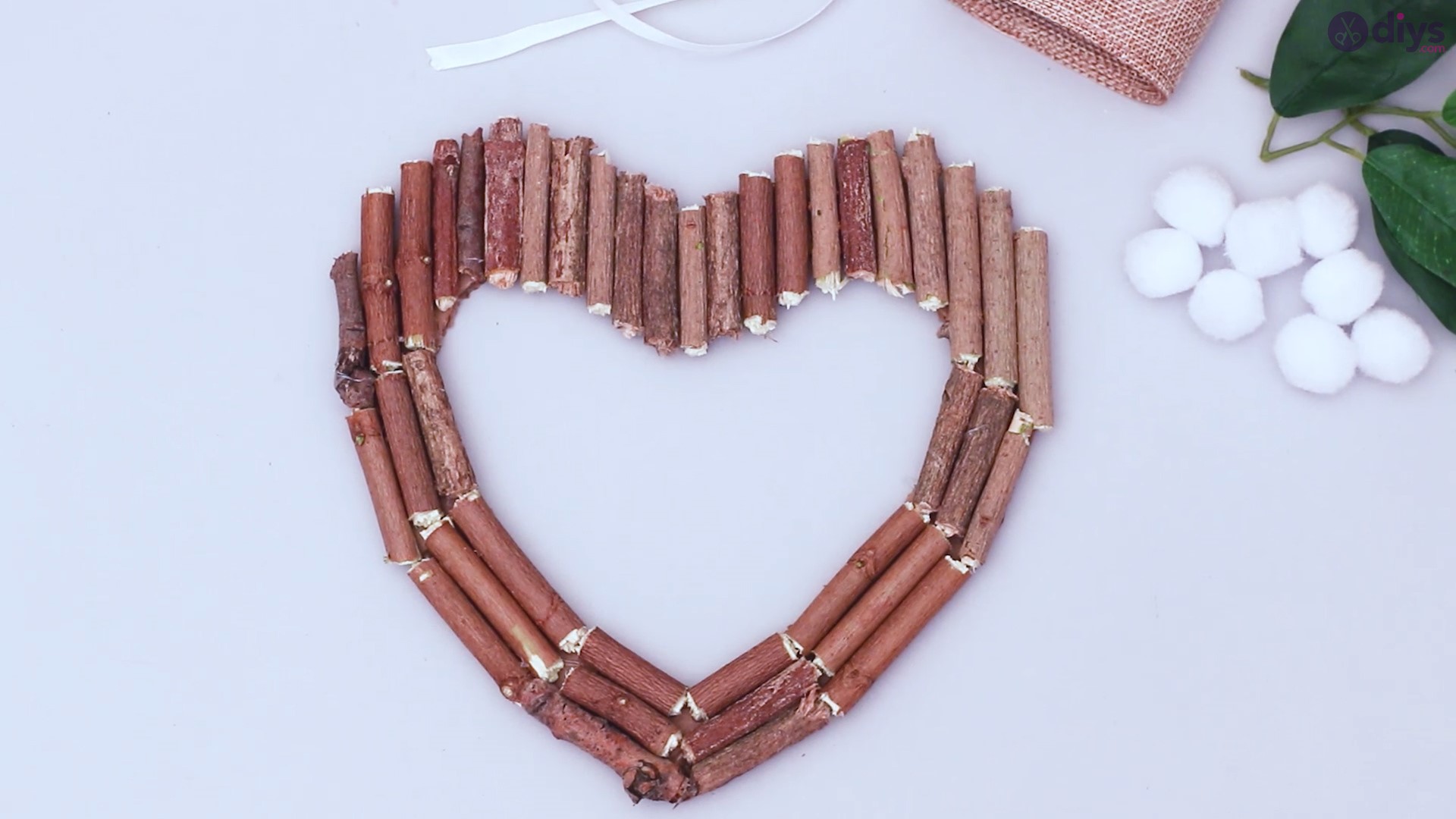 Rustic twig heart wall art (30)