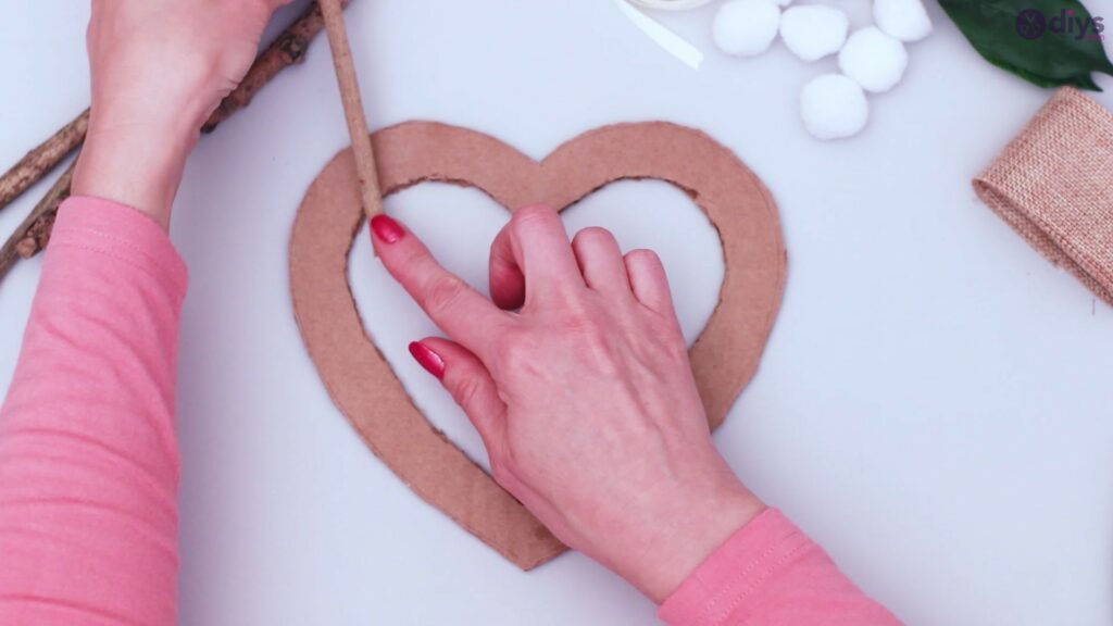 Rustic twig heart wall art (5)