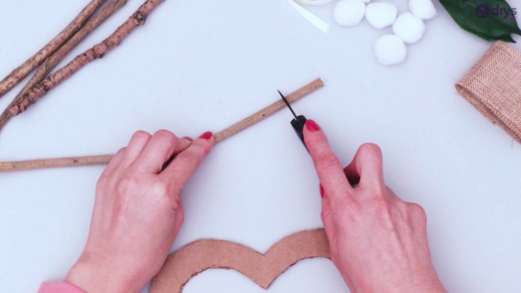 Rustic twig heart wall art (6)