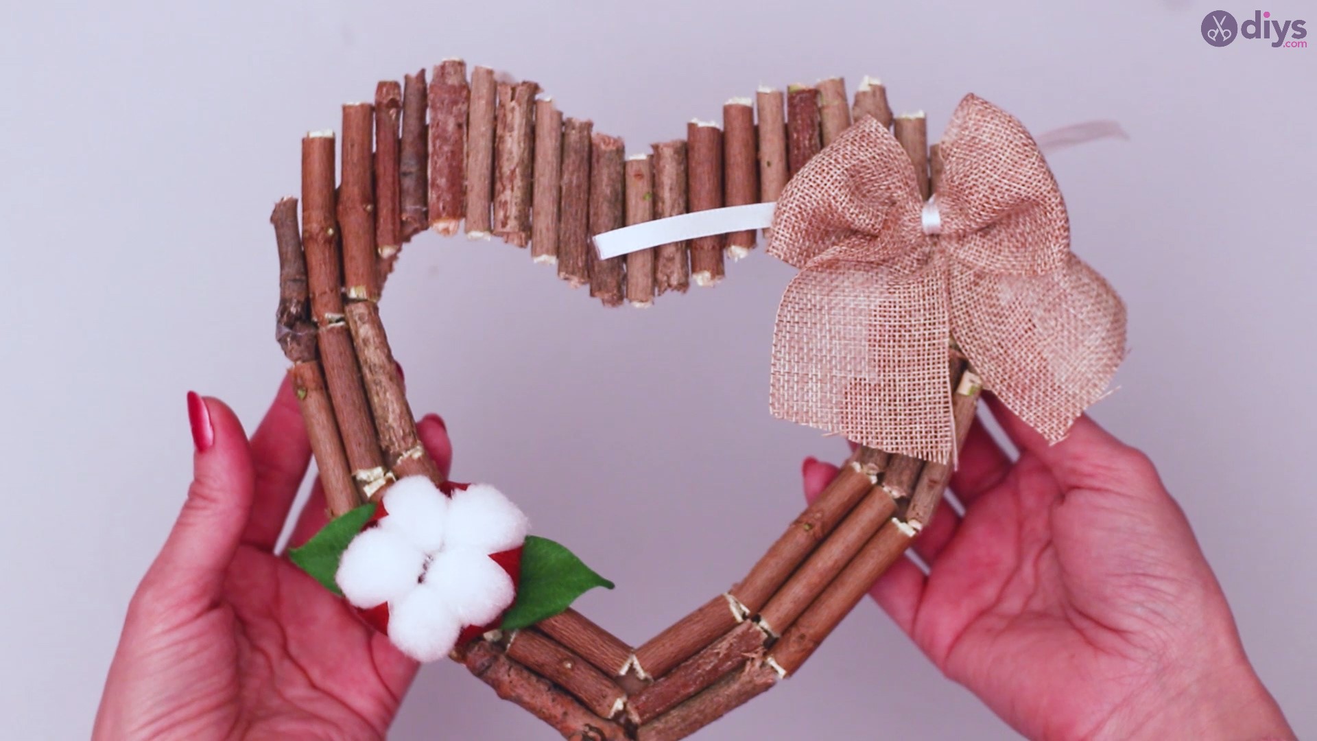 Rustic twig heart wall art (62)