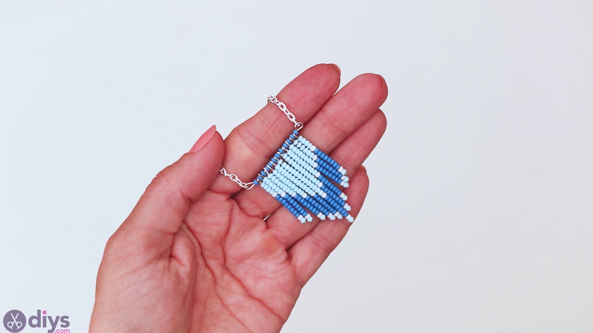 Seed bead pendant steps (32)