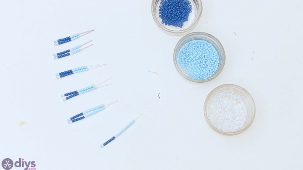 Seed bead pendant steps (8)