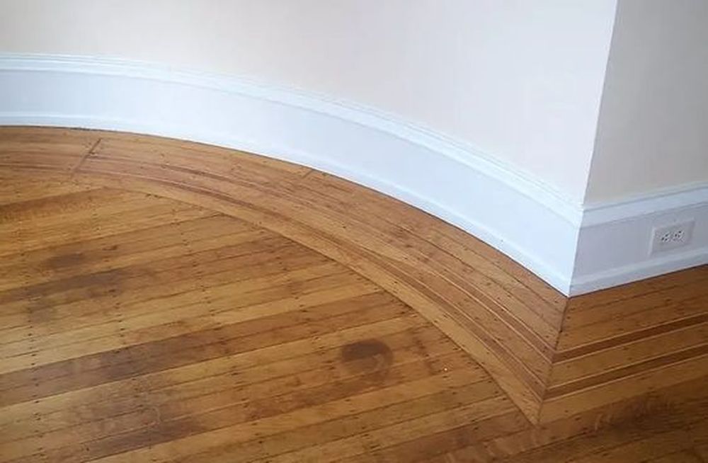 Shoe molding considerations