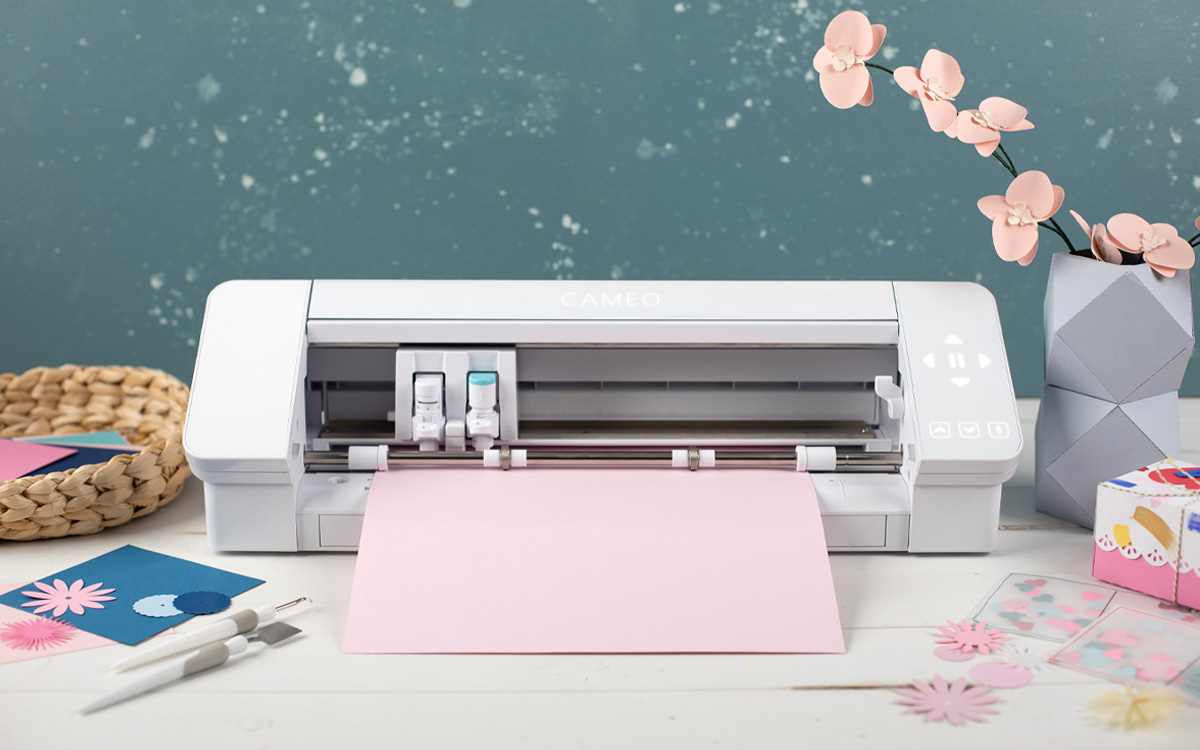 Silhouette cameo 4