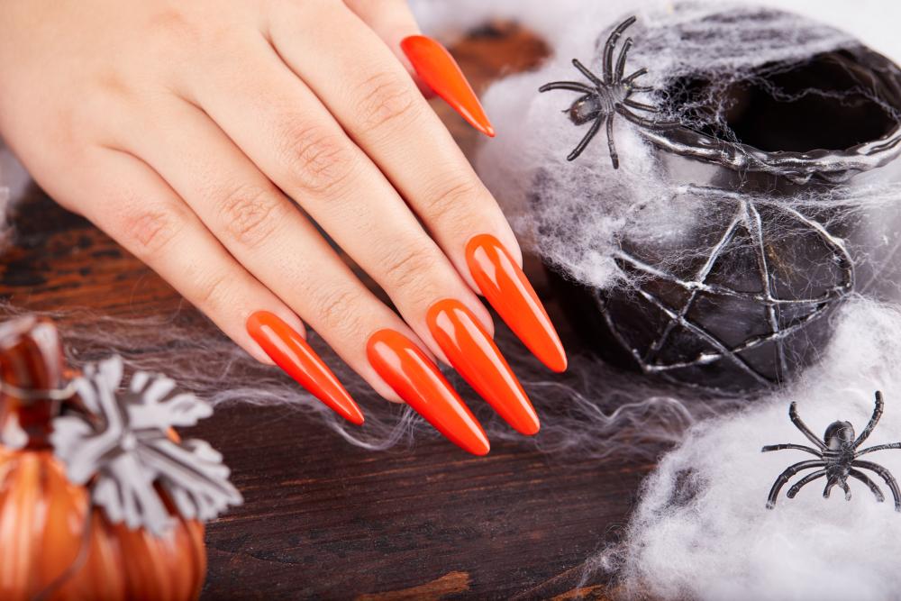 Simple orange sassy nails