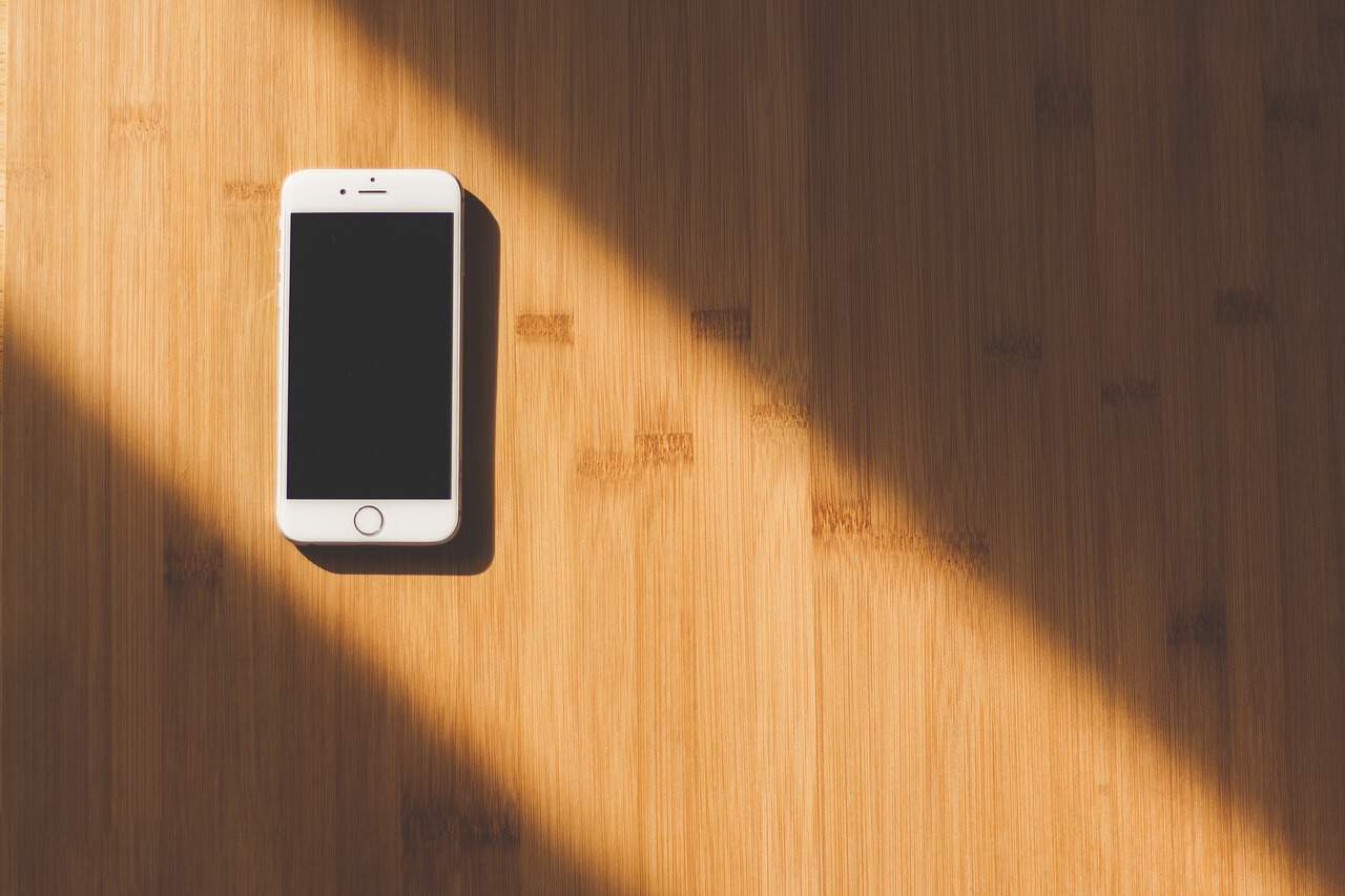 Stay away from phone in the morning