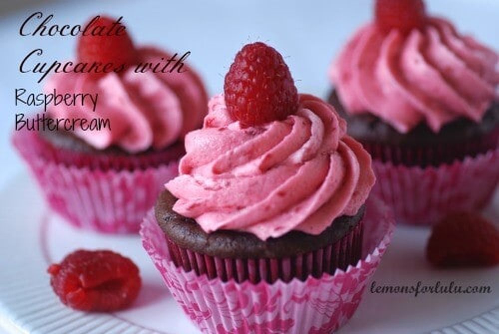 Valentine's day cupcakes chocolate cupcakes with raspberry buttercream