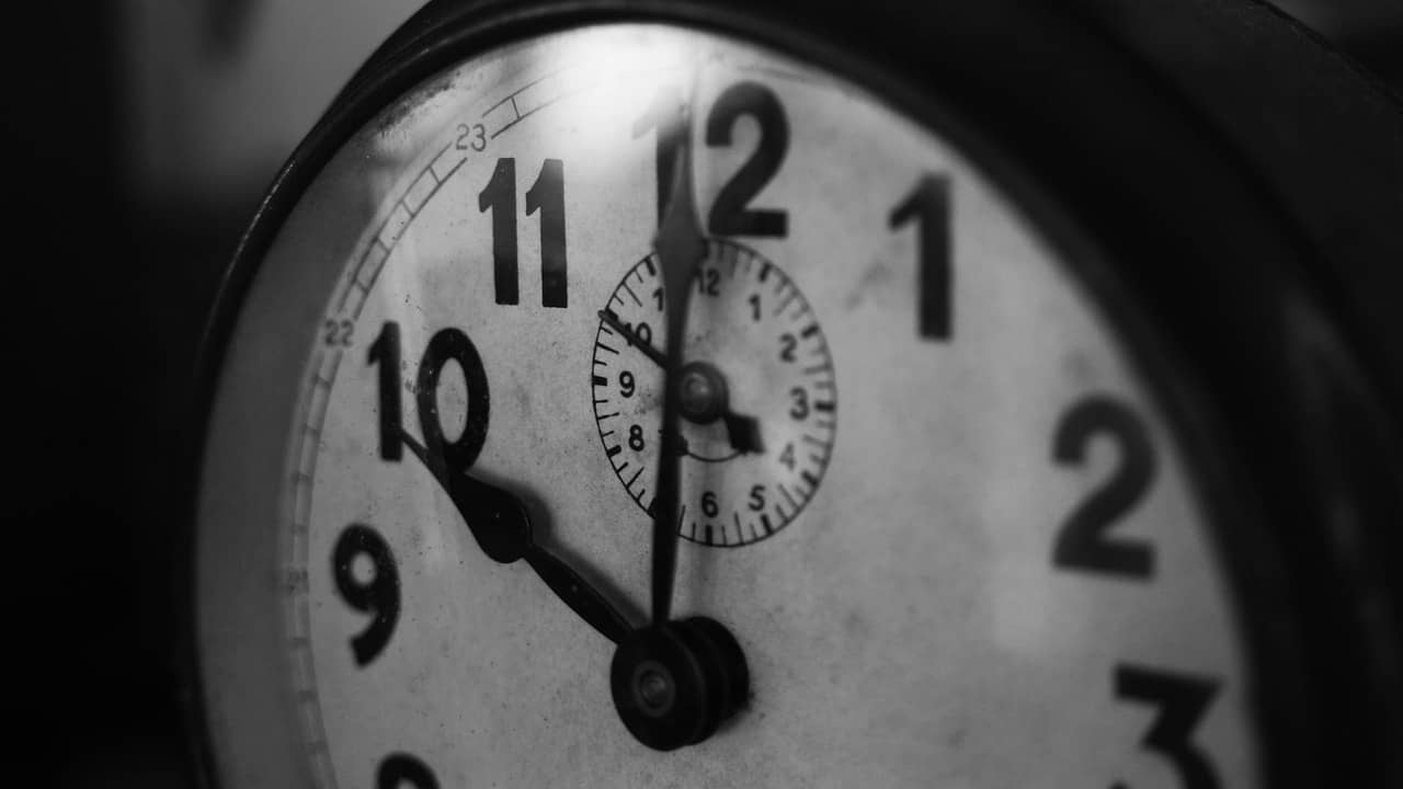 Wake up before 10am