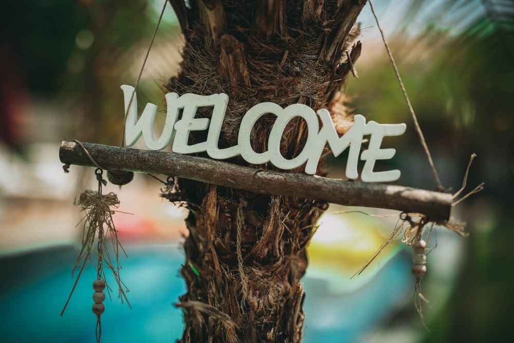 Welcome sign lettering