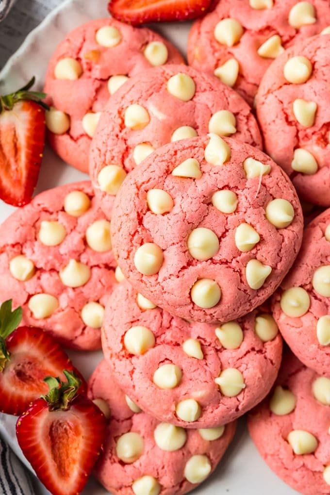 White chocolate chip strawberry cookies
