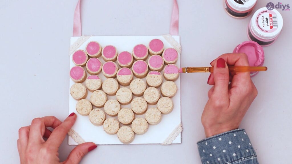 Wine cork heart wall hanging (34)