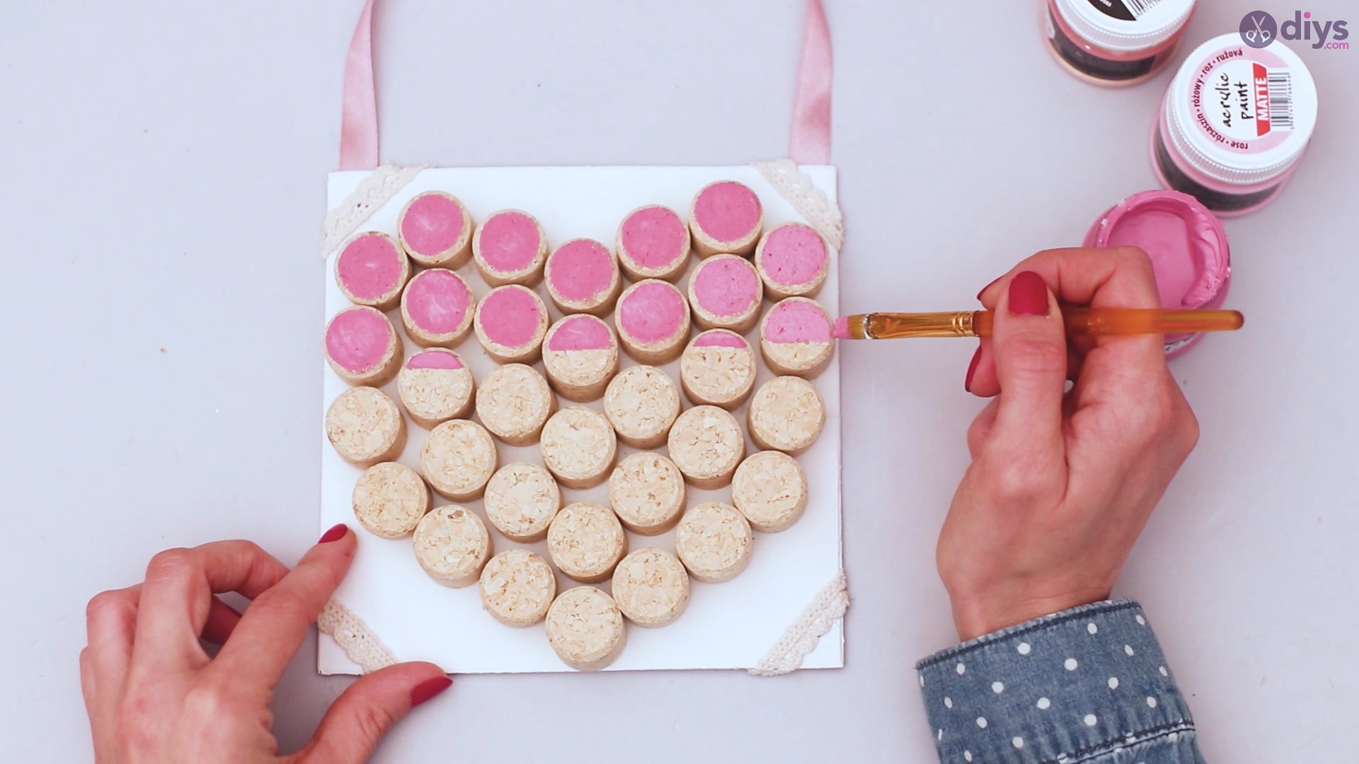 Wine cork heart wall hanging (34)
