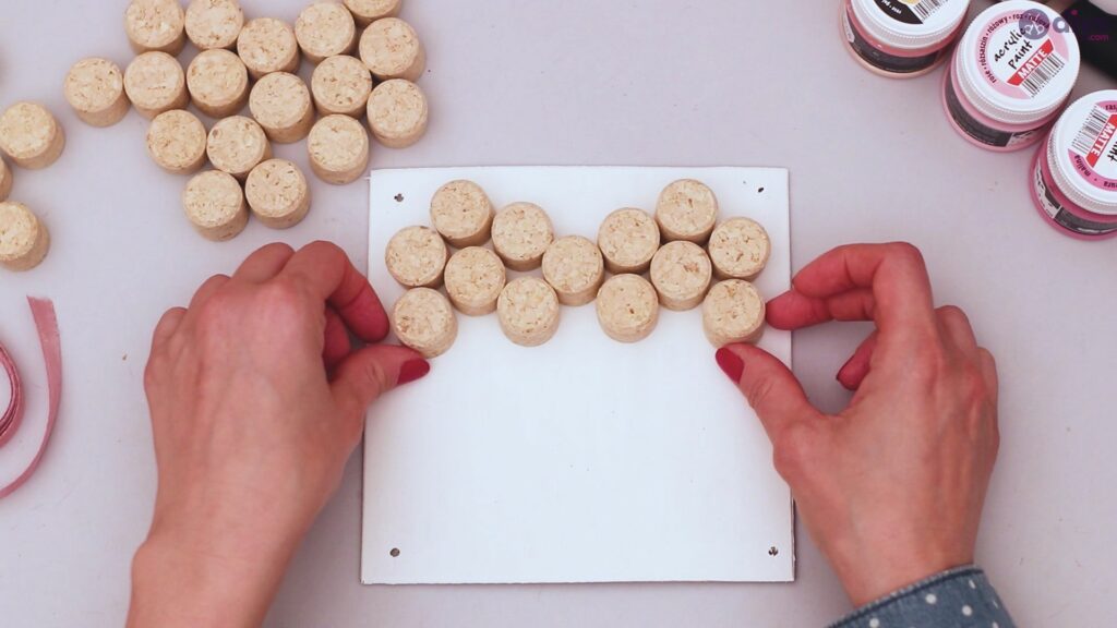 Wine cork heart wall hanging (8)