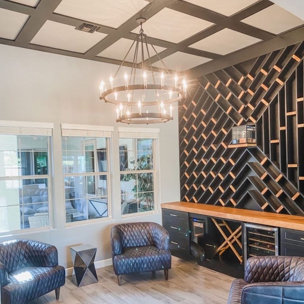 Wood ceiling ideas with low beams 