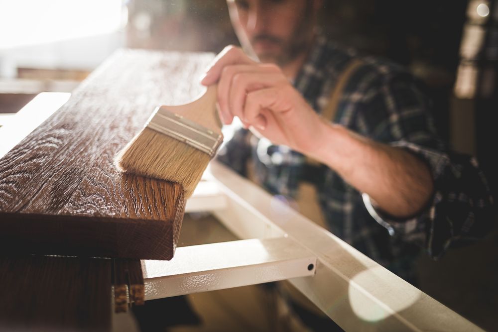 Wood varnish