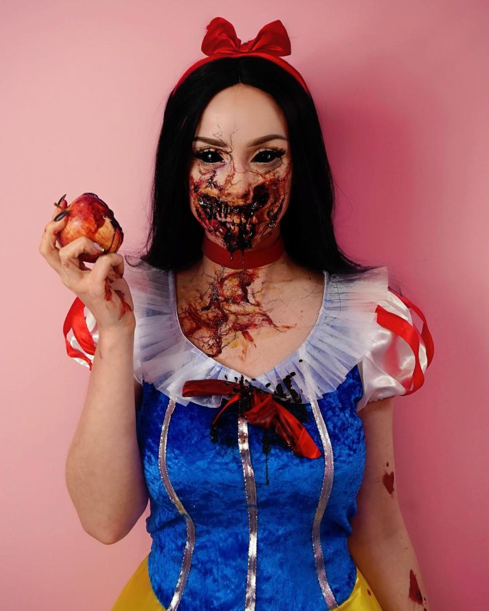 Zombified snow white 